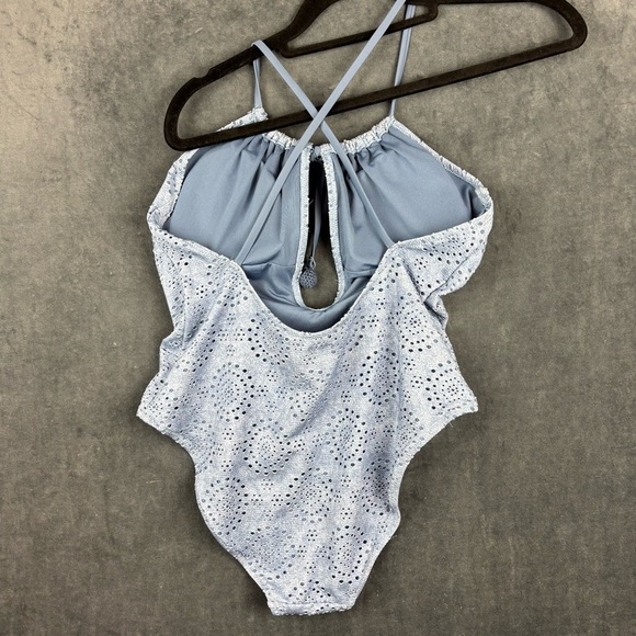 NWT Aerie Lt. Blue Sz M Eyelet 1-Piece Halter Swimsuit with crochet ball detail - Picture 4 of 10